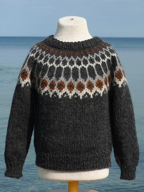 Pura Lana: Isflage Sweater barn